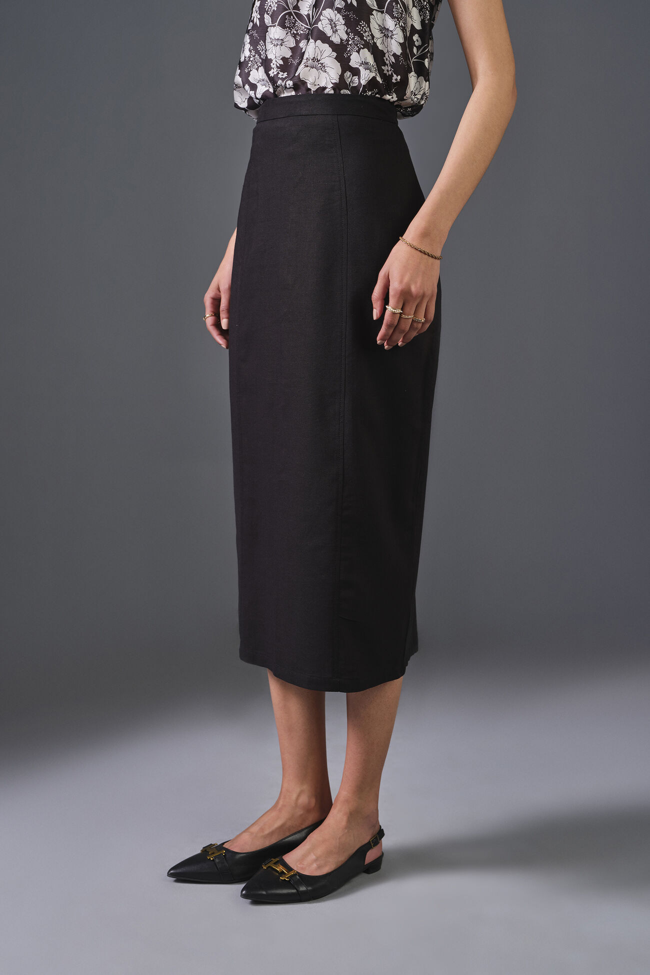 Ebony Elegance Viscose Skirt, Black, image 4